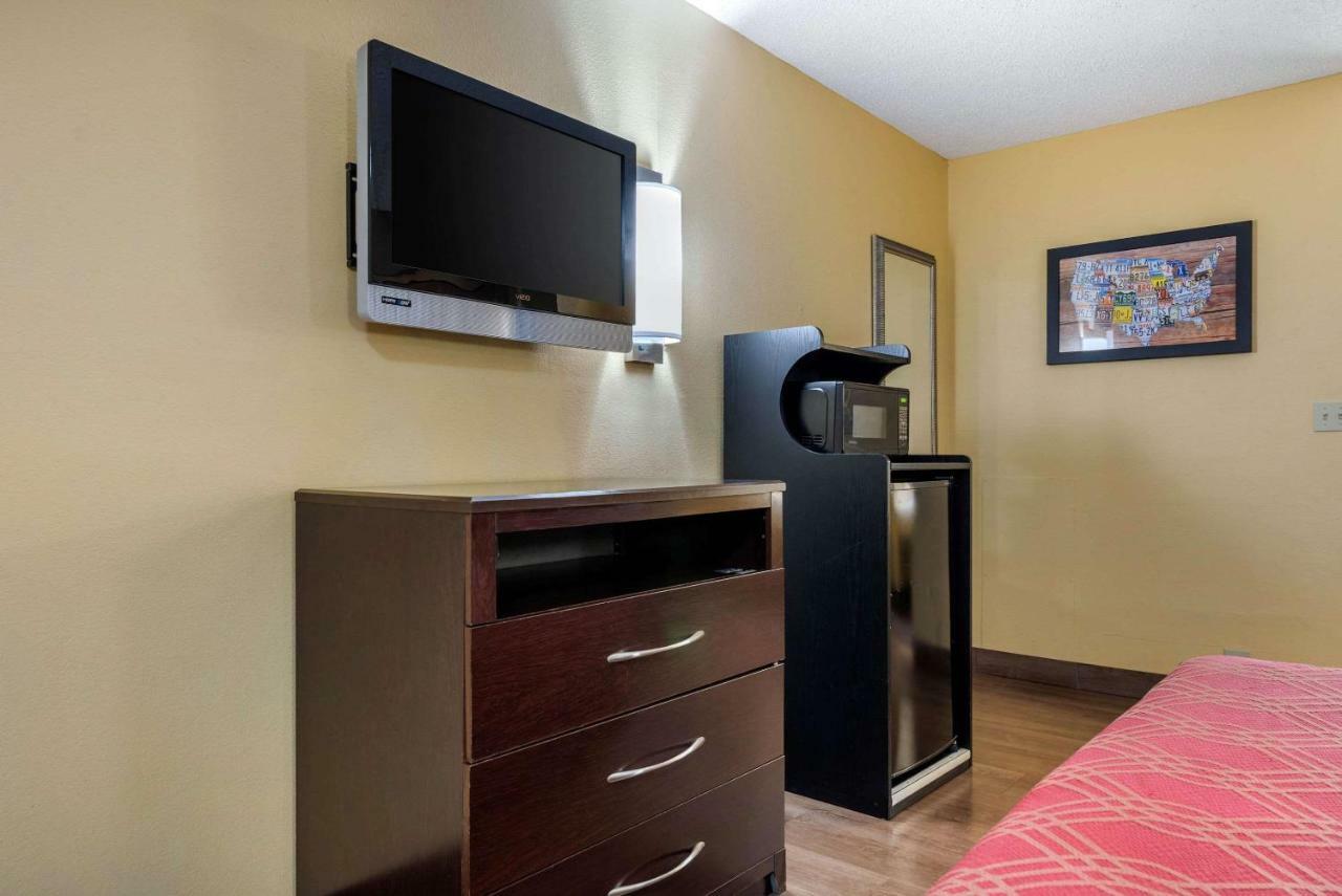 Econo Lodge Λέξινγκτον Εξωτερικό φωτογραφία