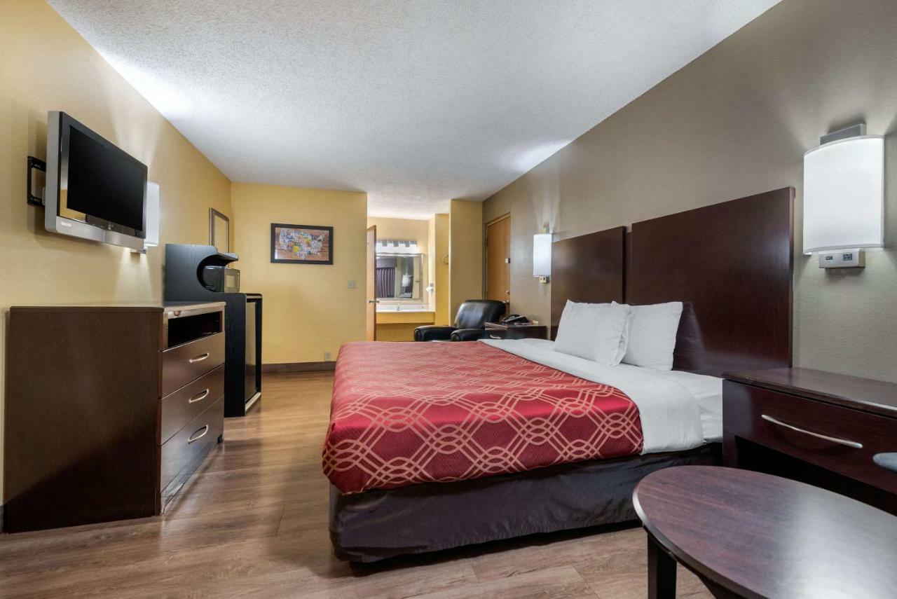 Econo Lodge Λέξινγκτον Εξωτερικό φωτογραφία